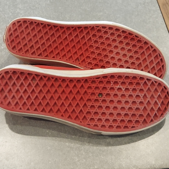 Vans - Picture 5 of 5